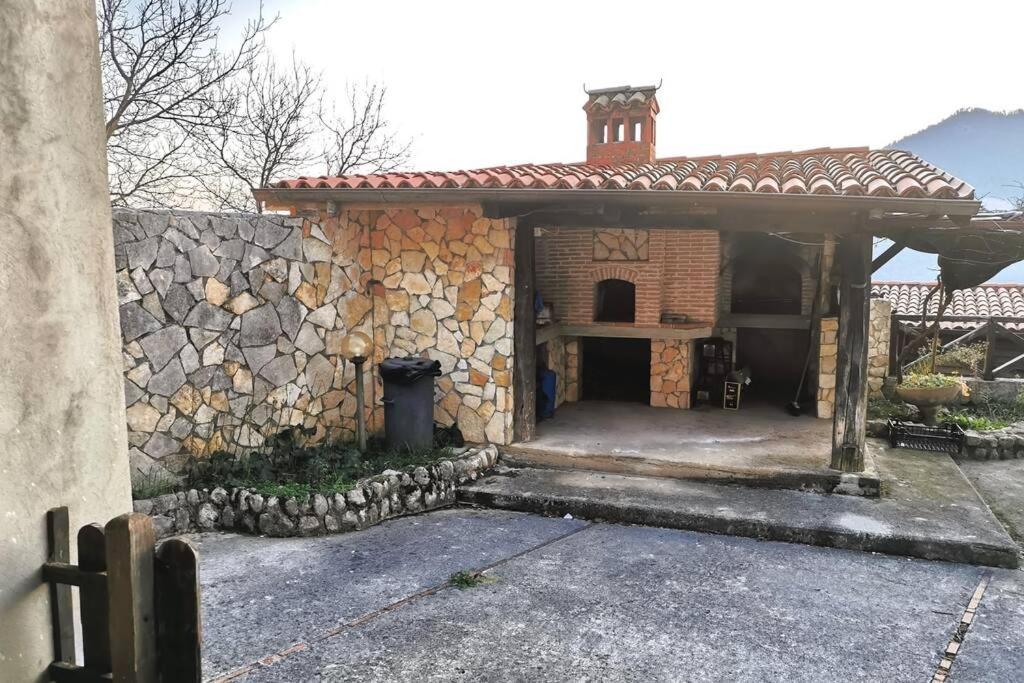 Vila Dimora Palombo Bassiano Exteriér fotografie